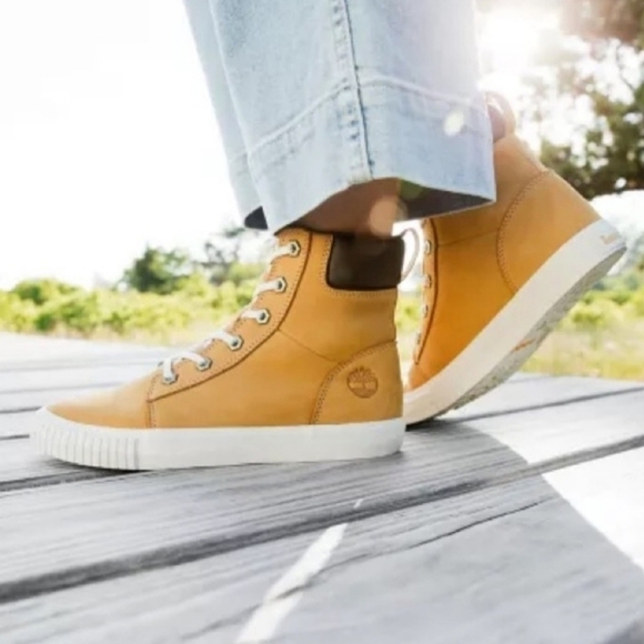 Timberland Women's Skyla Bay 6" Boot - Picture 12 of 16